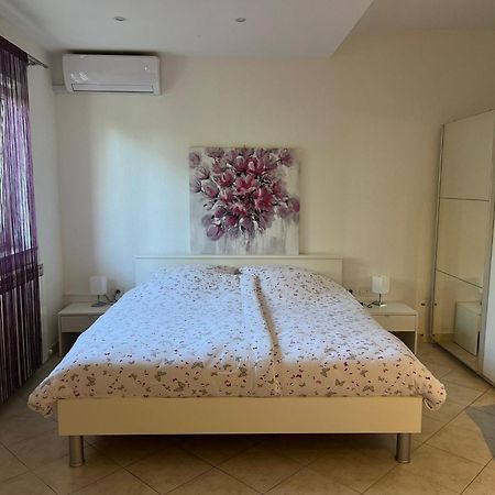 Toni777 Apartamento Rovinj Exterior foto