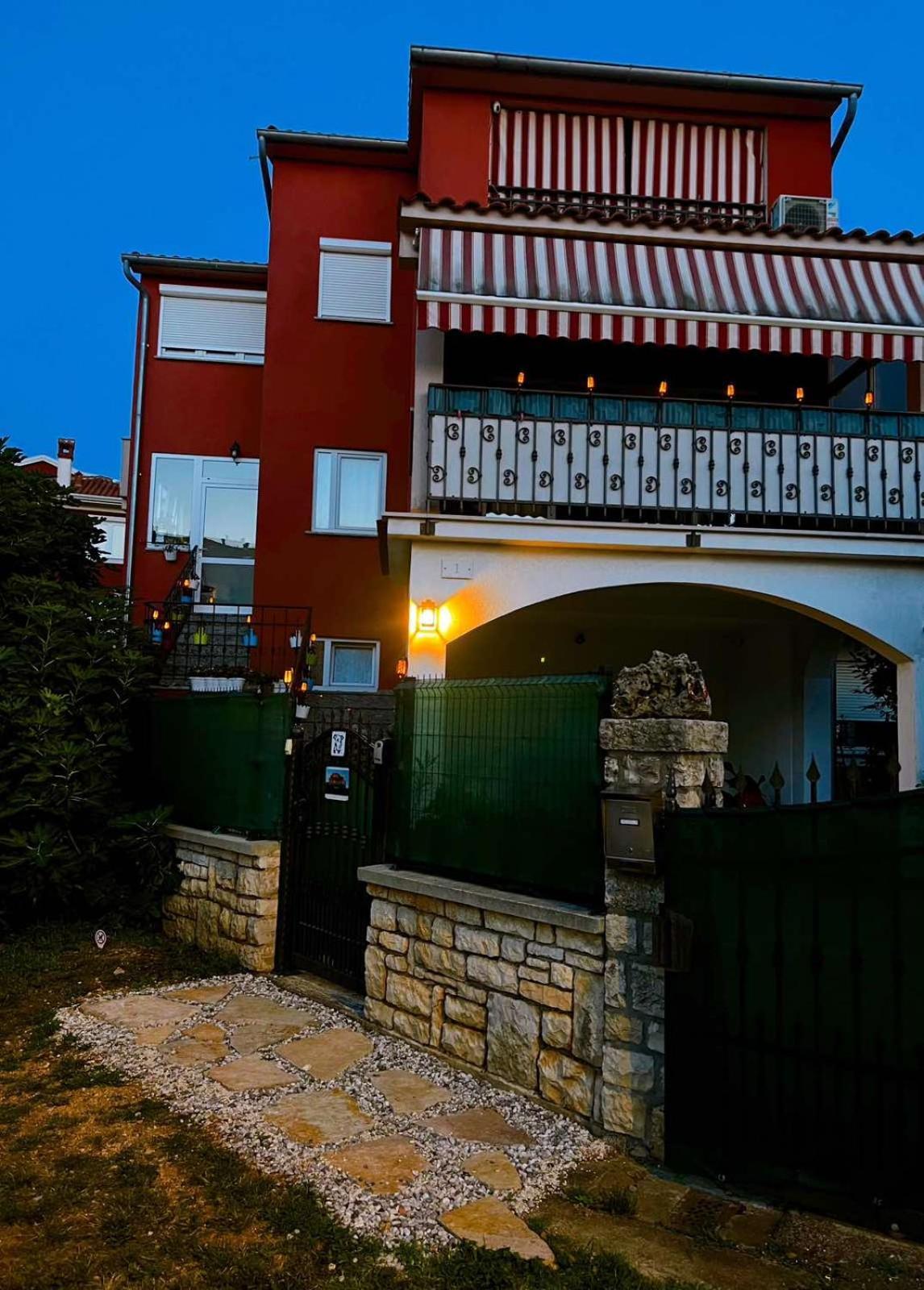 Toni777 Apartamento Rovinj Exterior foto