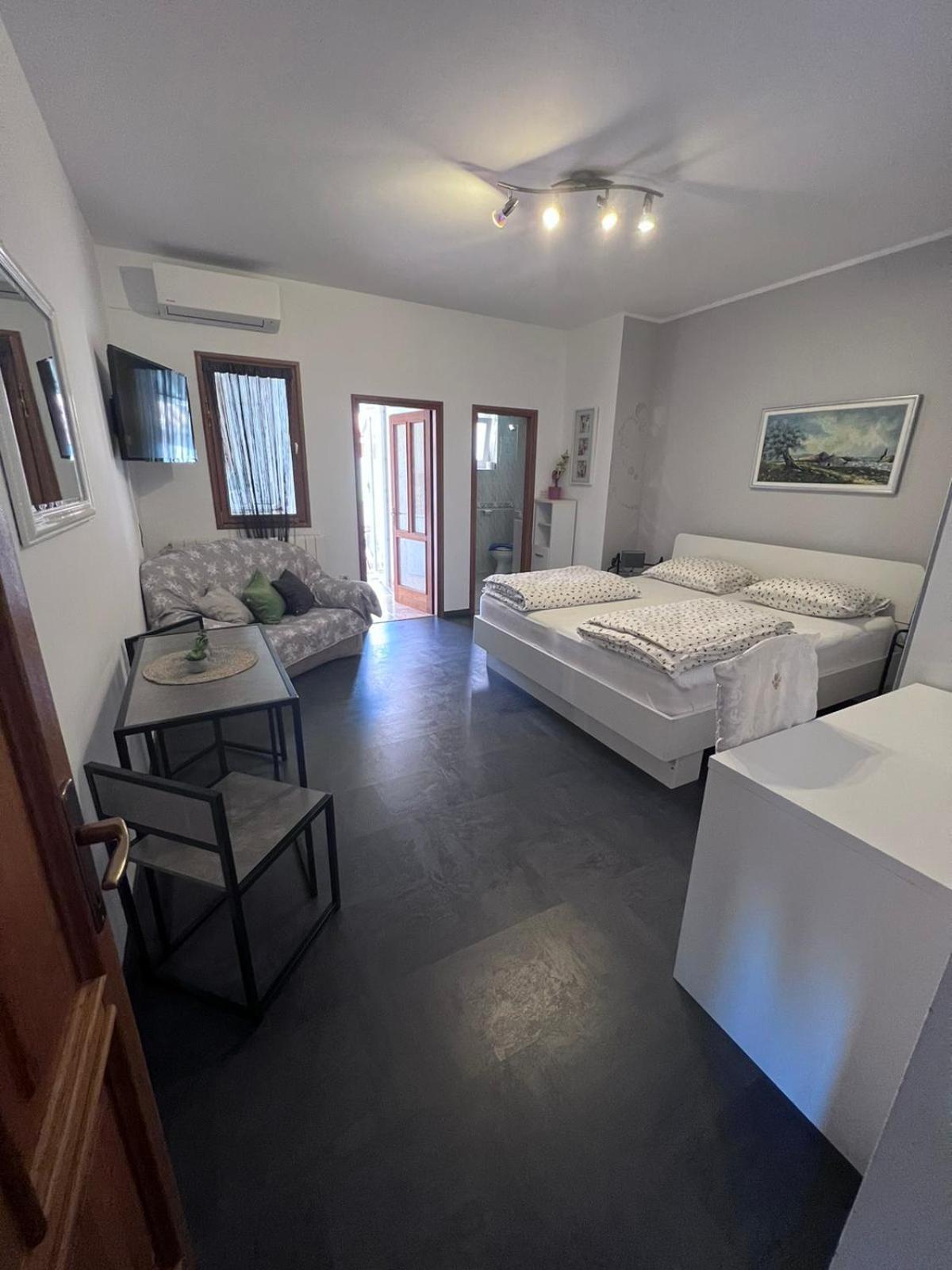 Toni777 Apartamento Rovinj Exterior foto